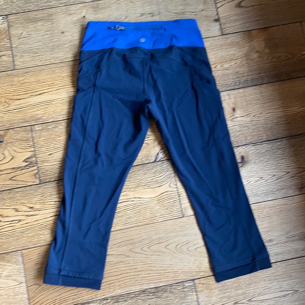 Lululemon mid calf tight